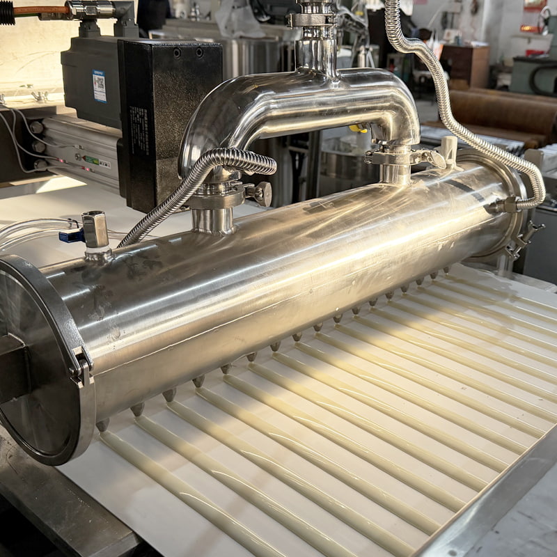 Stainless steel material chocolate chunks production line